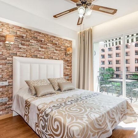 New 1 Bedroom Apartement On The Sea In Marbella. Exterior foto